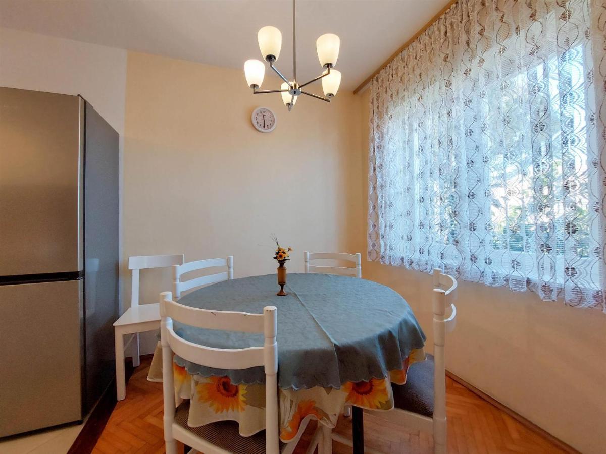 פונאנט Apartments Nikola מראה חיצוני תמונה
