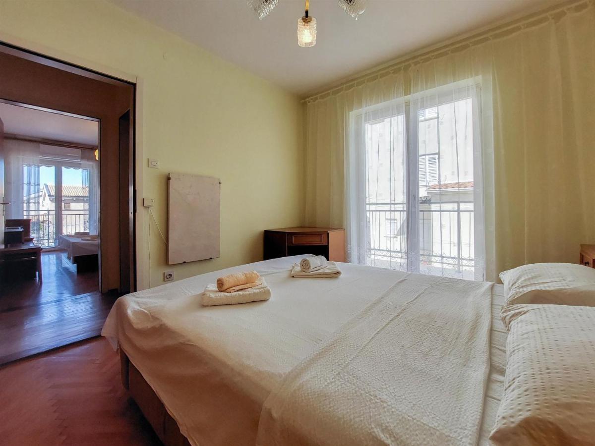 פונאנט Apartments Nikola מראה חיצוני תמונה