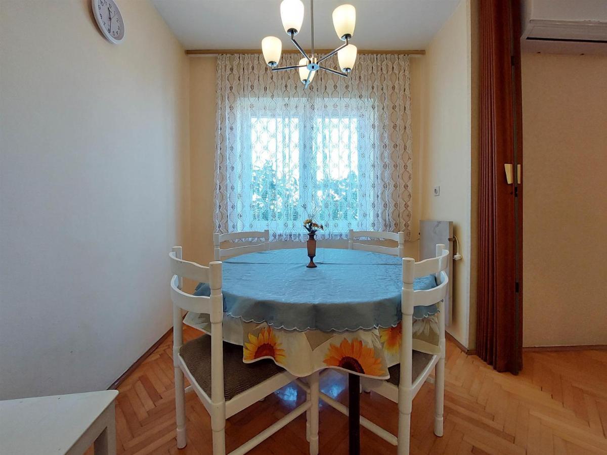 פונאנט Apartments Nikola מראה חיצוני תמונה