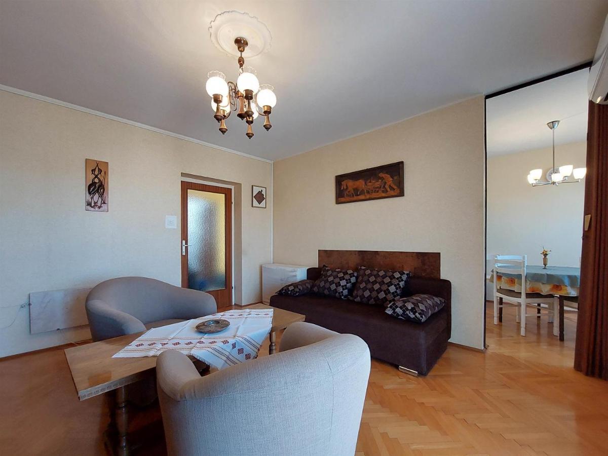 פונאנט Apartments Nikola מראה חיצוני תמונה
