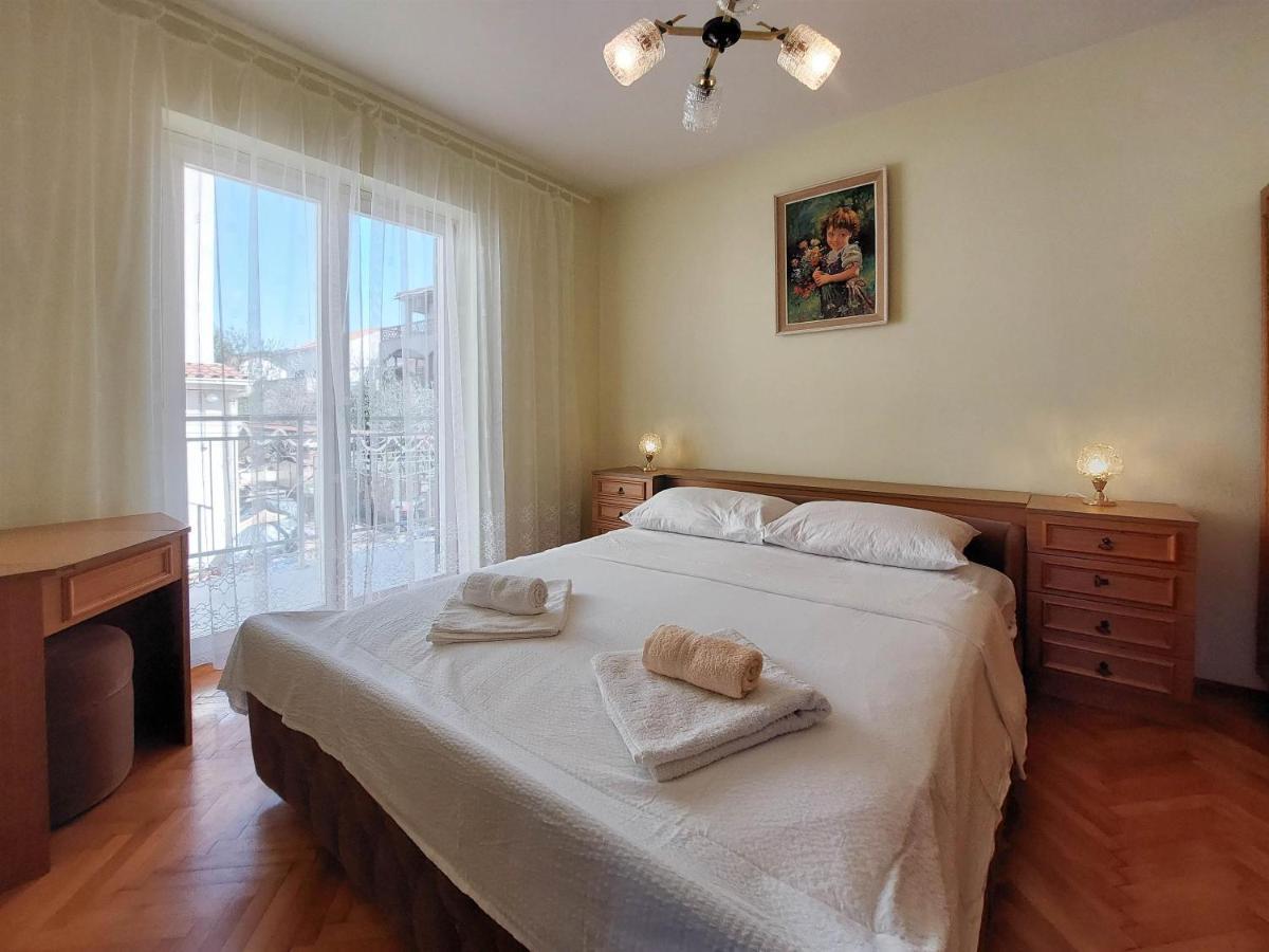 פונאנט Apartments Nikola מראה חיצוני תמונה