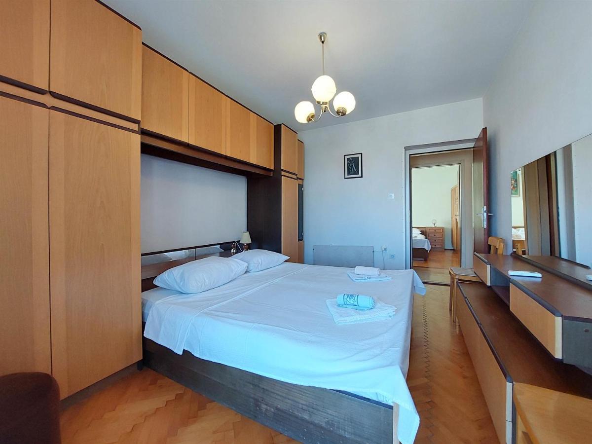 פונאנט Apartments Nikola מראה חיצוני תמונה
