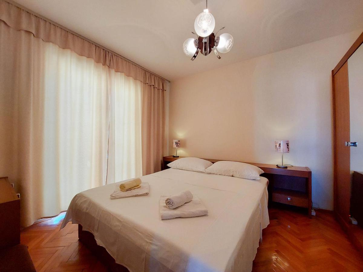 פונאנט Apartments Nikola מראה חיצוני תמונה