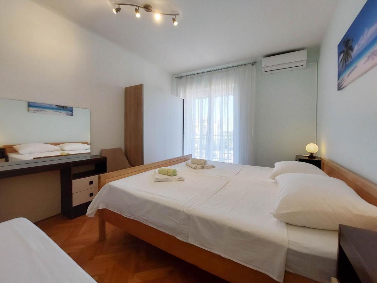 פונאנט Apartments Nikola מראה חיצוני תמונה
