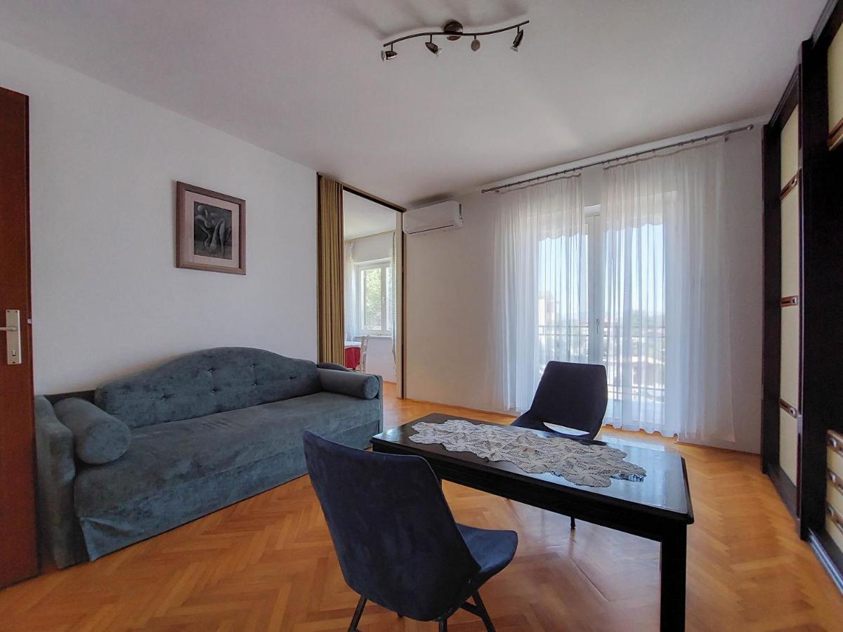 פונאנט Apartments Nikola מראה חיצוני תמונה