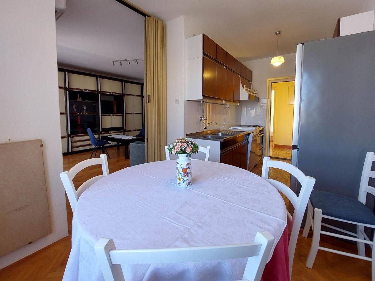 פונאנט Apartments Nikola מראה חיצוני תמונה