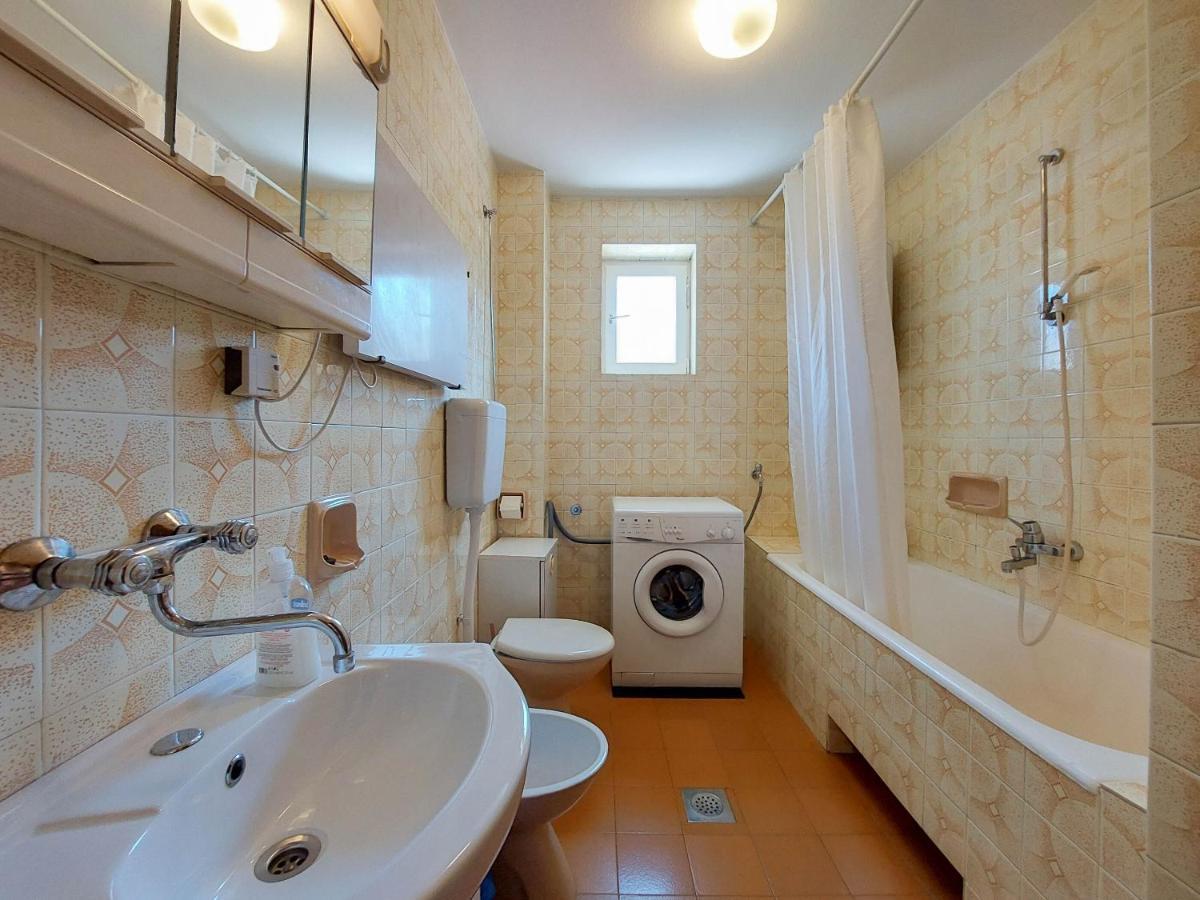 פונאנט Apartments Nikola מראה חיצוני תמונה